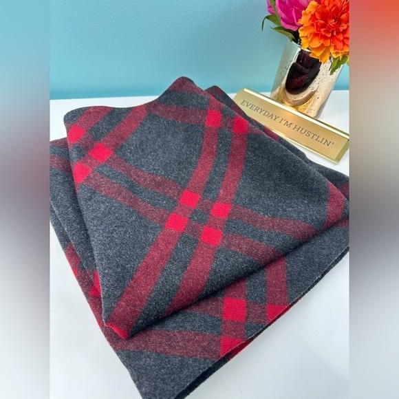 Kate Hill Petite pure wool skirt, size 12P, excellent condition - Picture 2 of 13